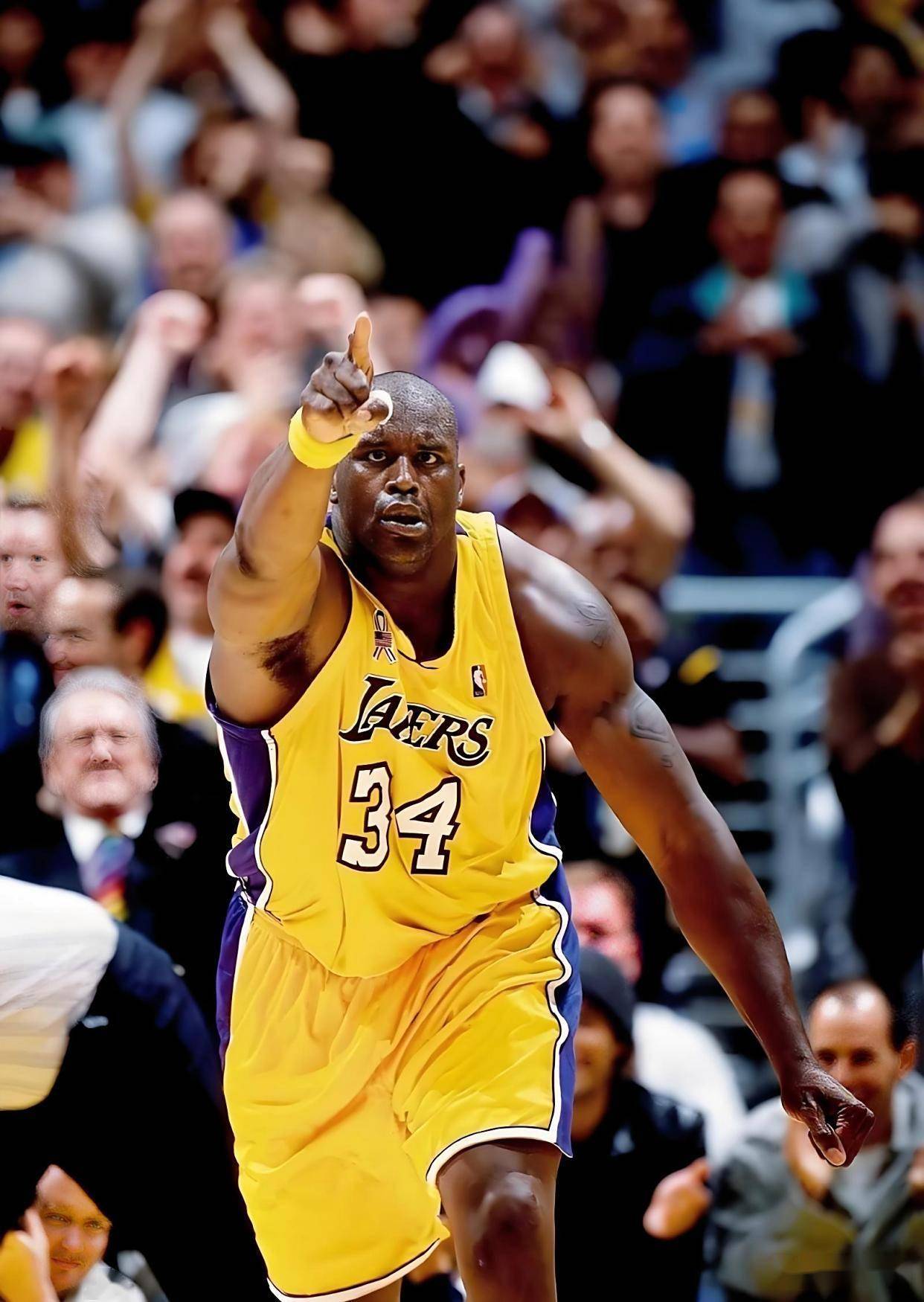 触及内线 触及内线