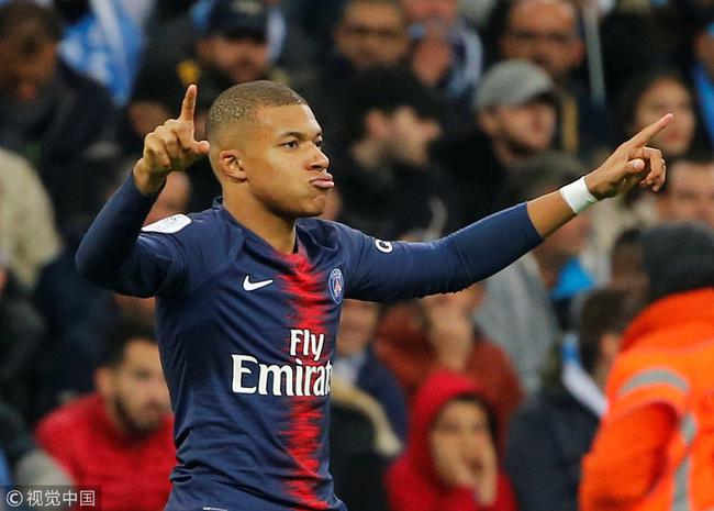 球迷骂东契 球迷骂东契