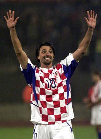 本质不是动 本质不是动